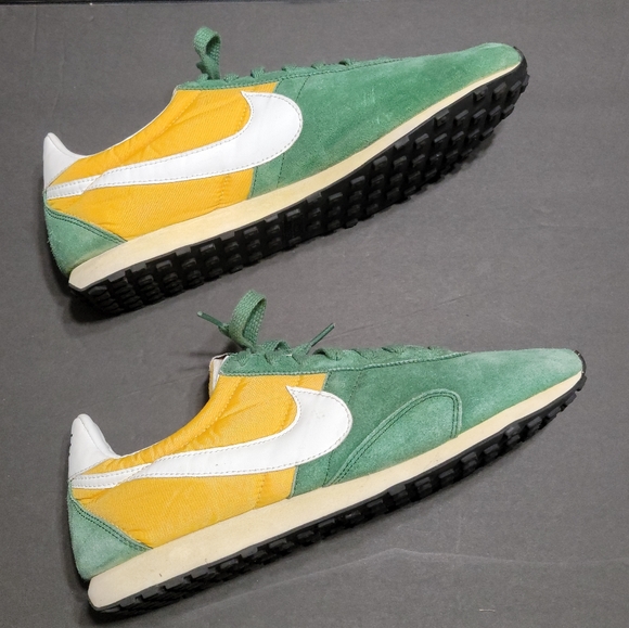 Nike 2011 PRE MONTREAL RACER VNTG mens size 10.5 - Picture 4 of 7